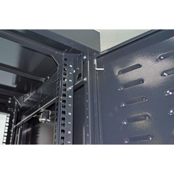 Шафа серверна CMS 42U 610 х 675 UA-MGSE4266MB посилена для мережевого обладнання 201575 фото